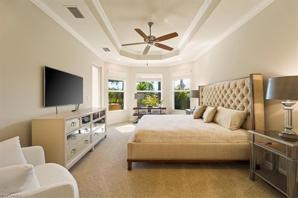 6670 Marbella LN, NAPLES FL 34105-12