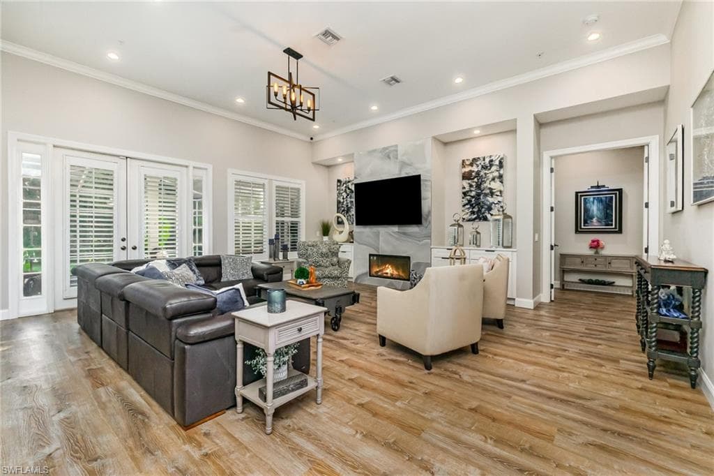 18161 Riverchase CT, ALVA FL 33920-1