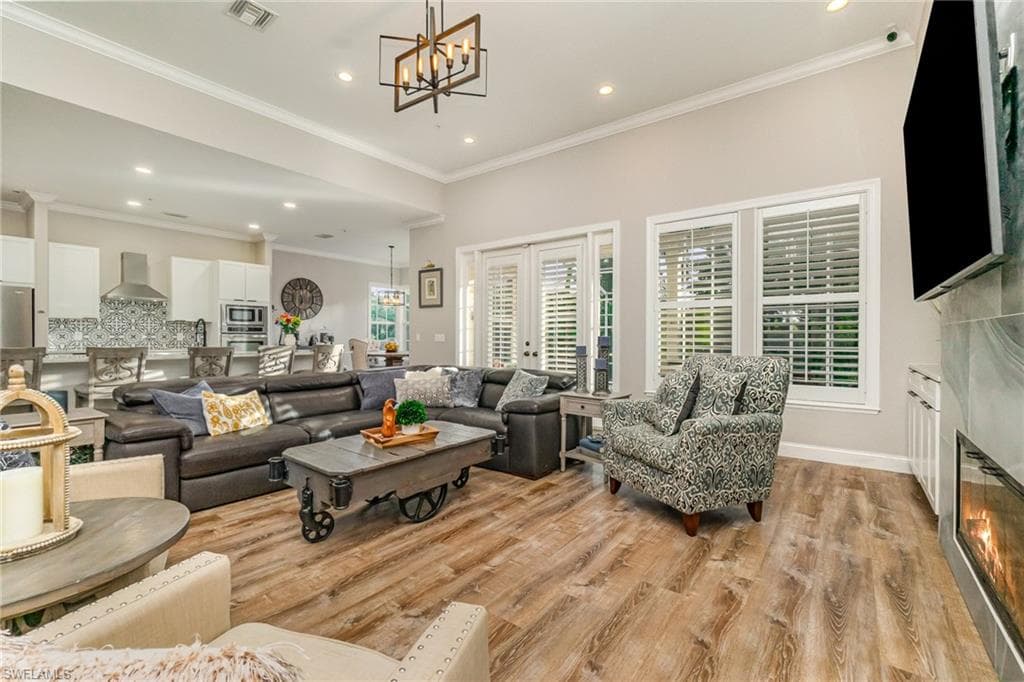 18161 Riverchase CT, ALVA FL 33920-5