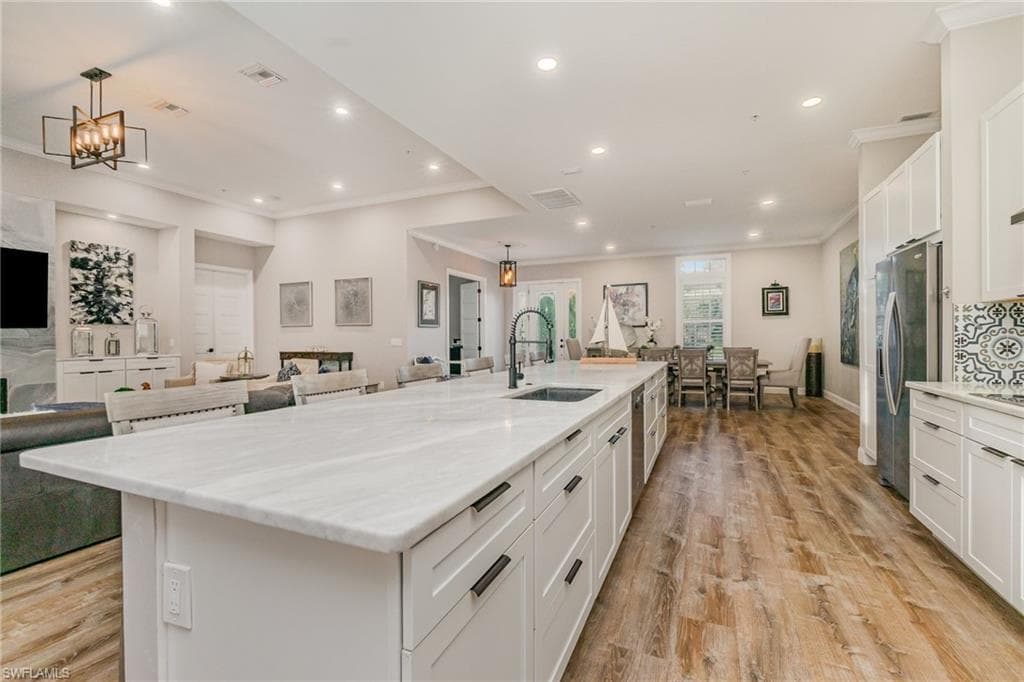 18161 Riverchase CT, ALVA FL 33920-13