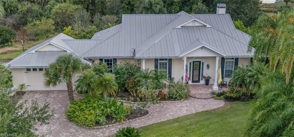 18161 Riverchase CT, ALVA FL 33920-49