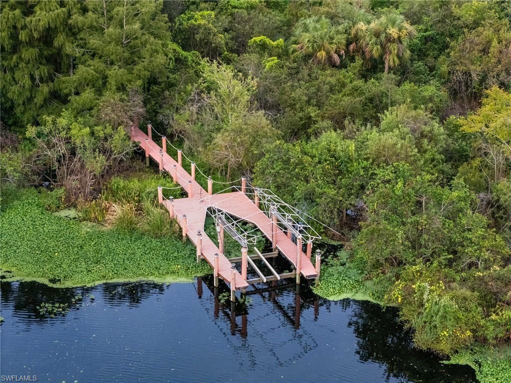 18161 Riverchase CT, ALVA FL 33920-43