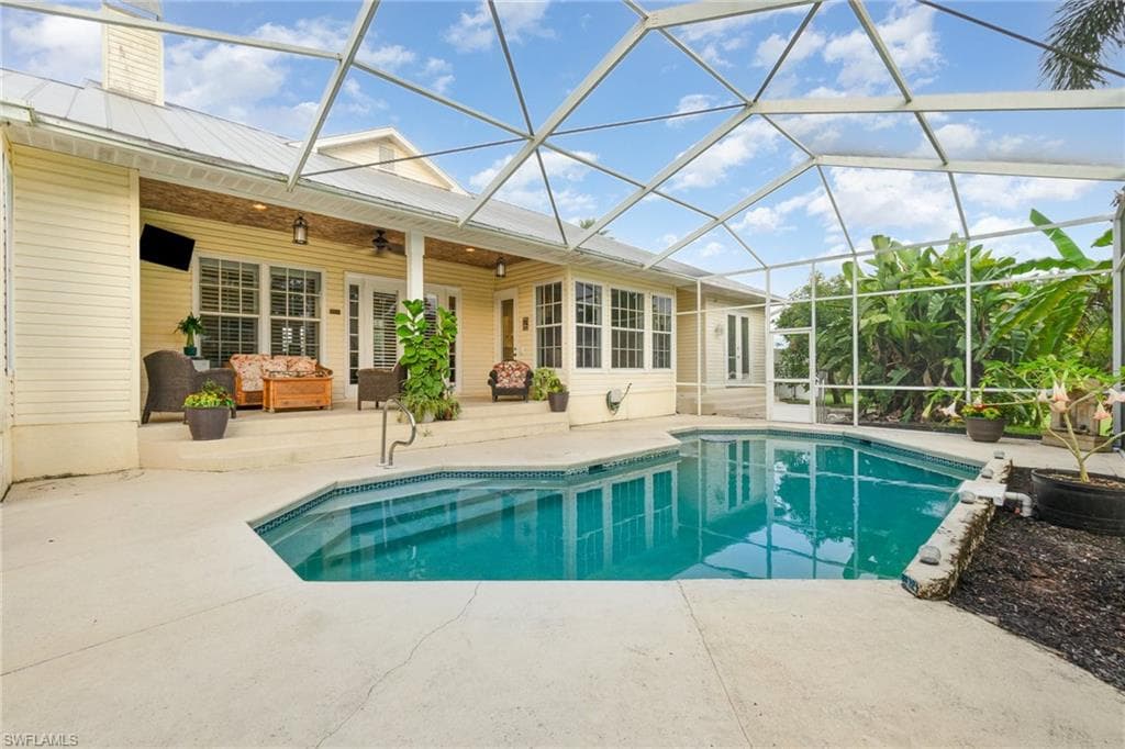 18161 Riverchase CT, ALVA FL 33920-34