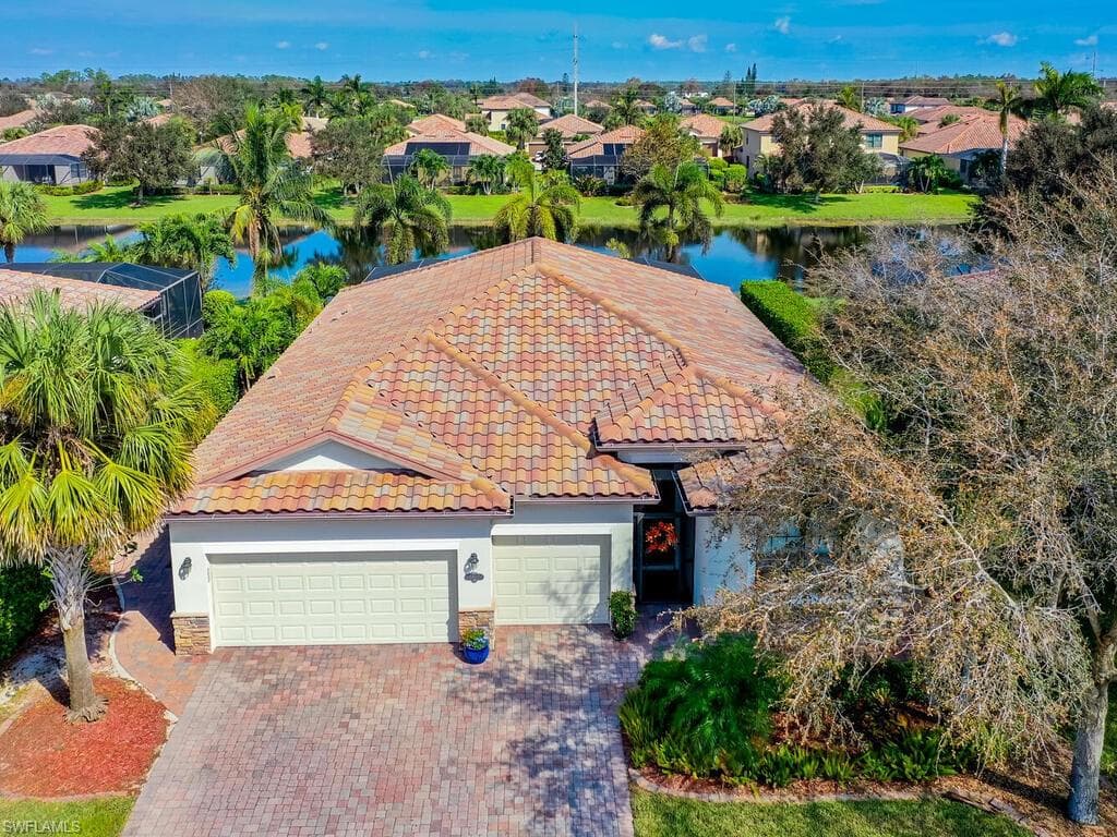 3817 Ruby WAY, NAPLES FL 34114-1