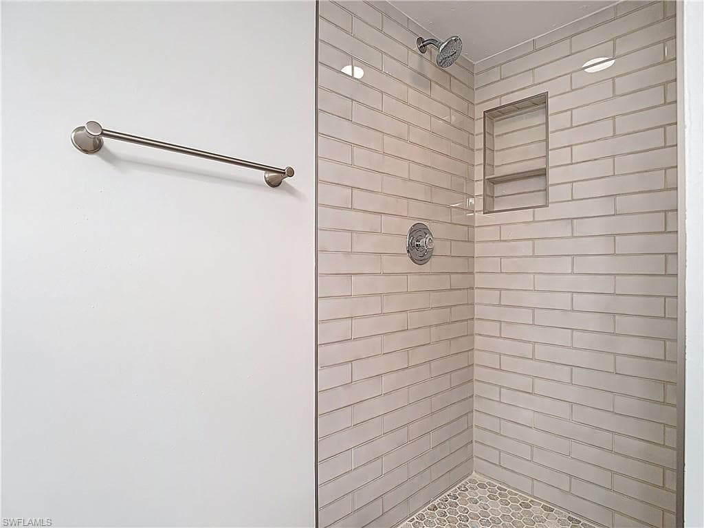 28120 PINE HAVEN WAY # 13, BONITA SPRINGS FL 34135-22