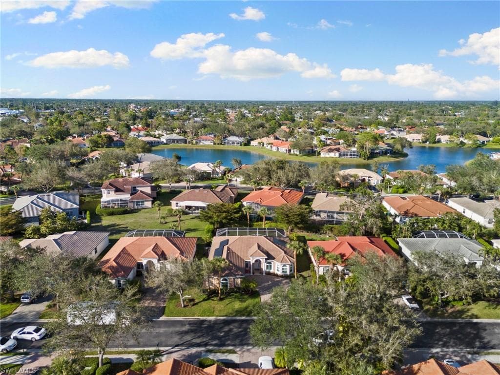3954 Recreation LN, NAPLES FL 34116-32