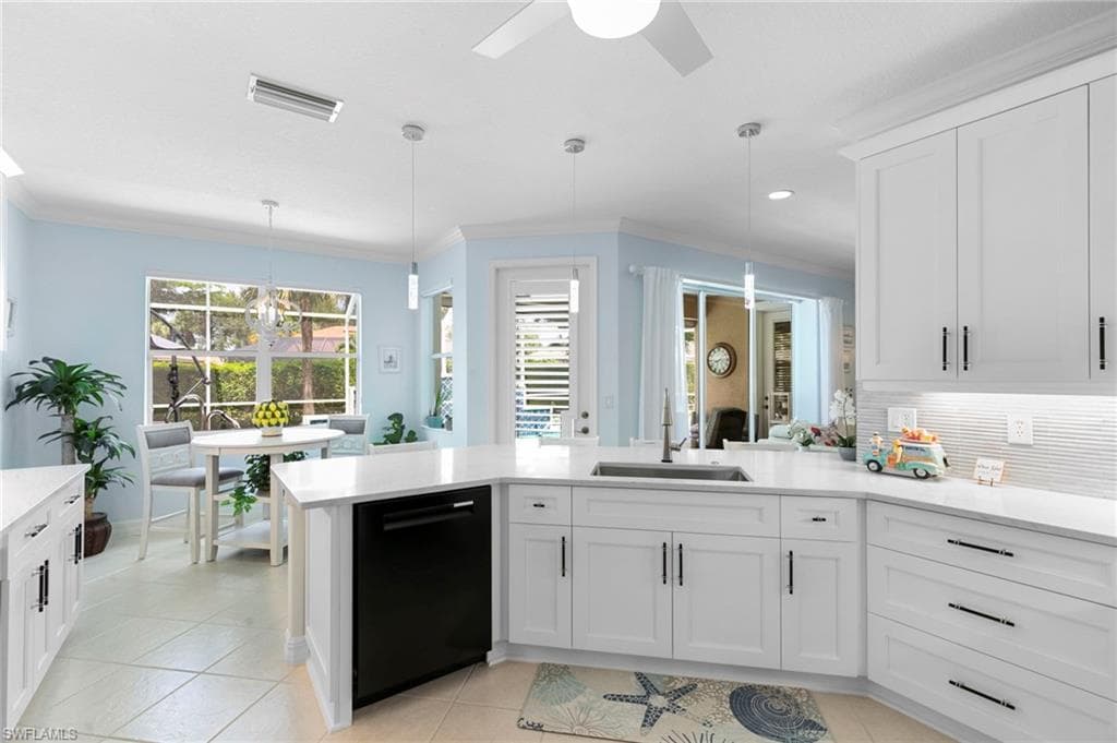 3954 Recreation LN, NAPLES FL 34116-10