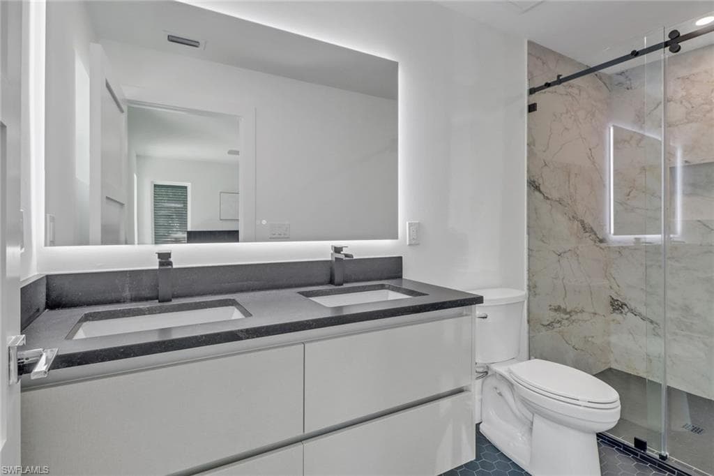 272 Yorkshire CT # 11, NAPLES FL 34112-11