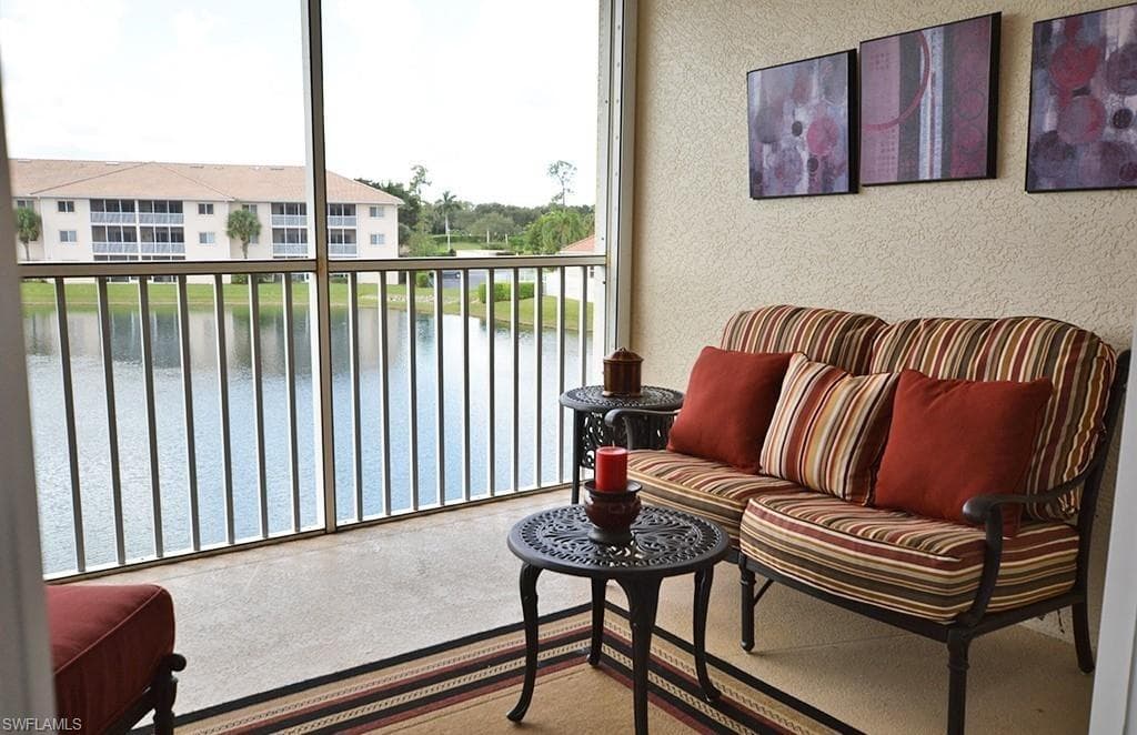7818 Great Heron WAY # 303, NAPLES FL 34104-19