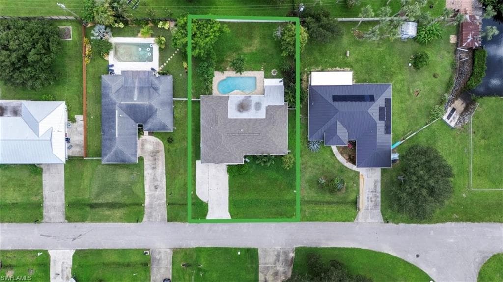 17042 Wayzata CT, NORTH FORT MYERS FL 33917-33