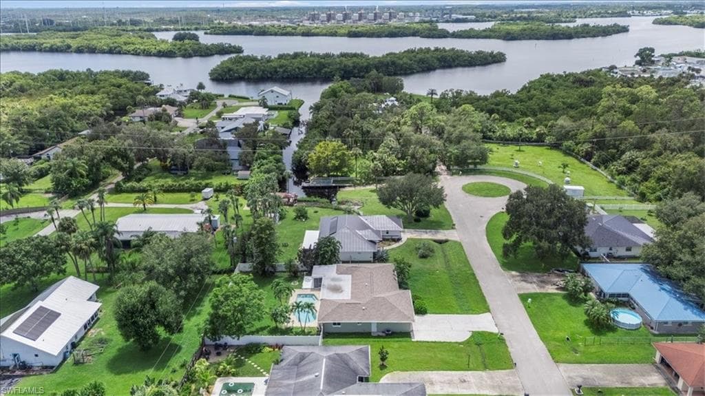 17042 Wayzata CT, NORTH FORT MYERS FL 33917-37