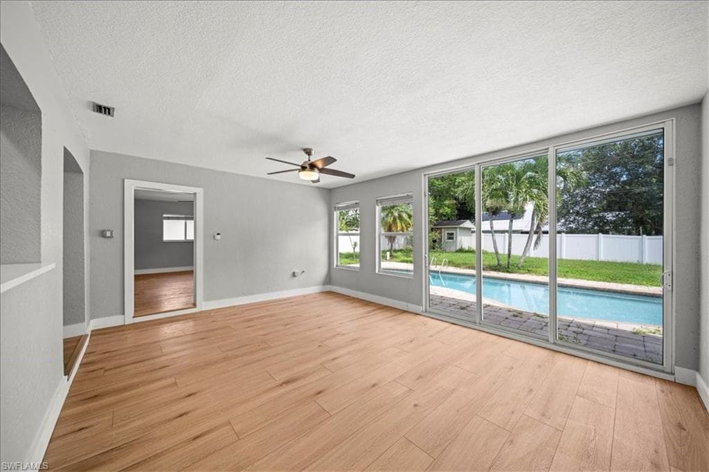 17042 Wayzata CT, NORTH FORT MYERS FL 33917-9