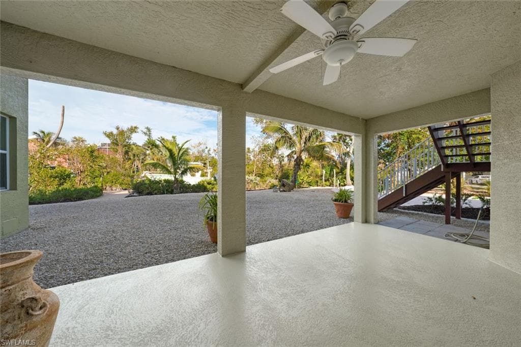 6440 Pine AVE, SANIBEL FL 33957-41