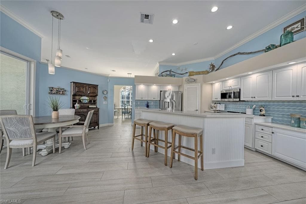 6440 Pine AVE, SANIBEL FL 33957-15