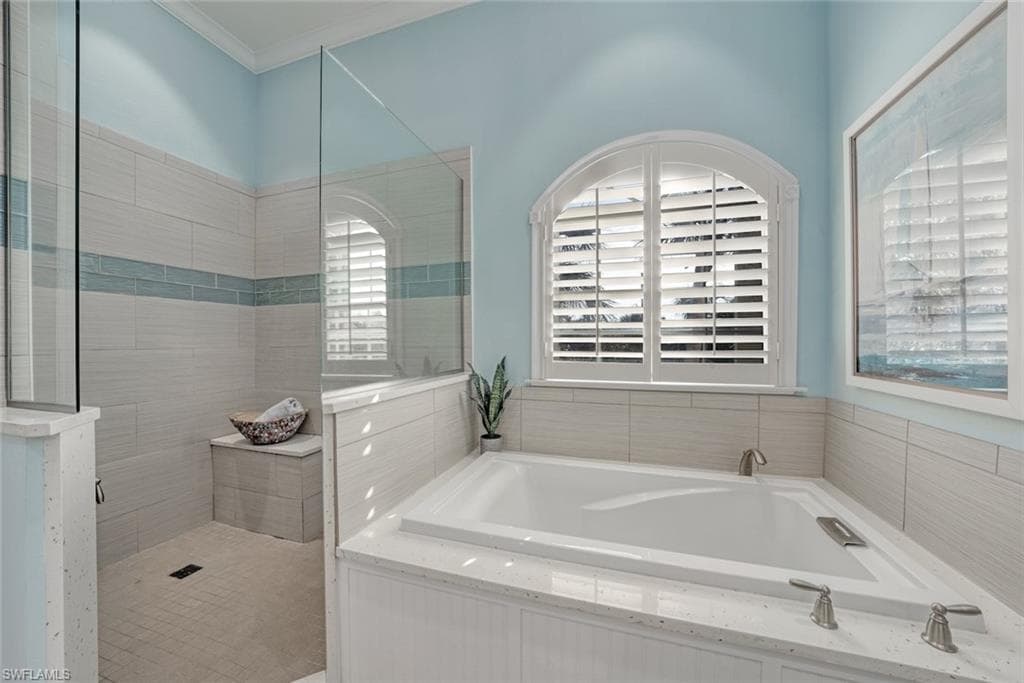 6440 Pine AVE, SANIBEL FL 33957-25