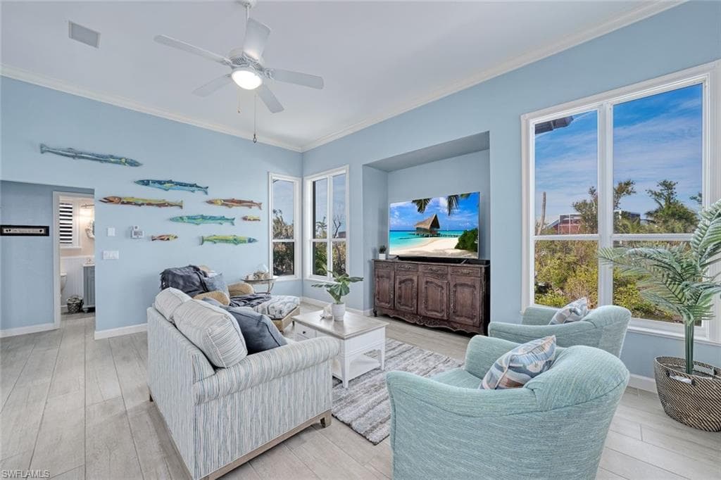 6440 Pine AVE, SANIBEL FL 33957-17