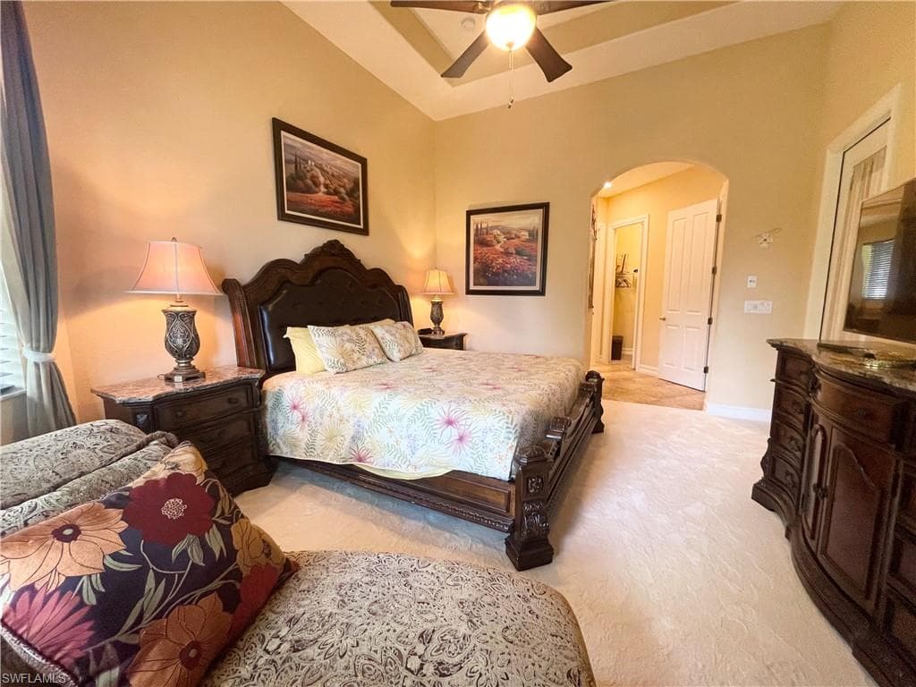 7302 Acorn WAY, NAPLES FL 34119-16