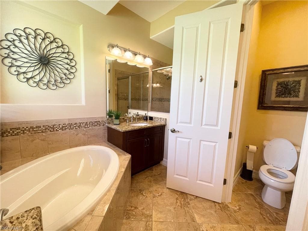 7302 Acorn WAY, NAPLES FL 34119-21