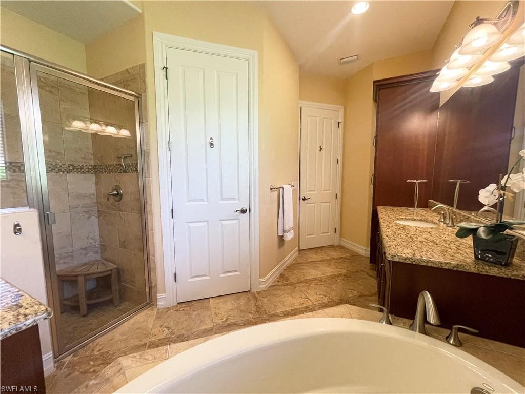 7302 Acorn WAY, NAPLES FL 34119-23
