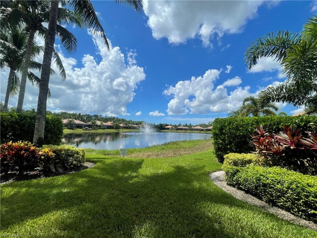 7302 Acorn WAY, NAPLES FL 34119-33