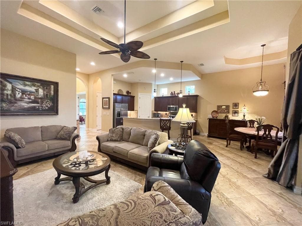 7302 Acorn WAY, NAPLES FL 34119-7