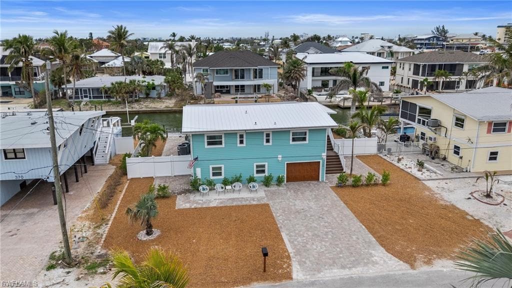 360 Bayland RD, FORT MYERS BEACH FL 33931-2