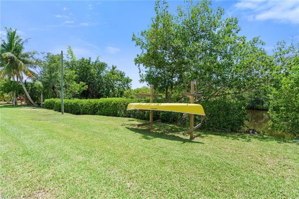 1300 Venetian WAY, NAPLES FL 34110-12