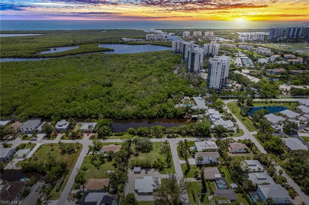 1300 Venetian WAY, NAPLES FL 34110-8