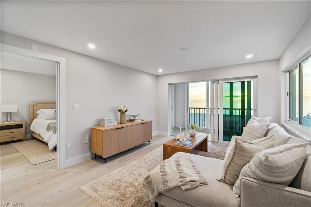 25870 Hickory BLVD # 207, BONITA SPRINGS FL 34134-11