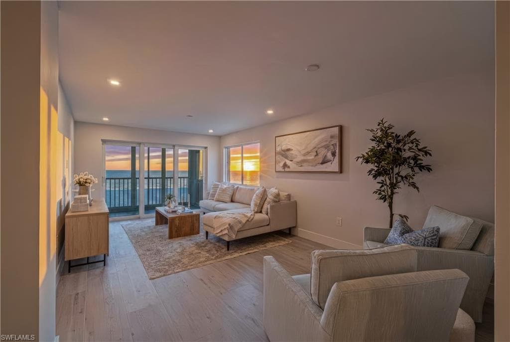 25870 Hickory BLVD # 207, BONITA SPRINGS FL 34134-2