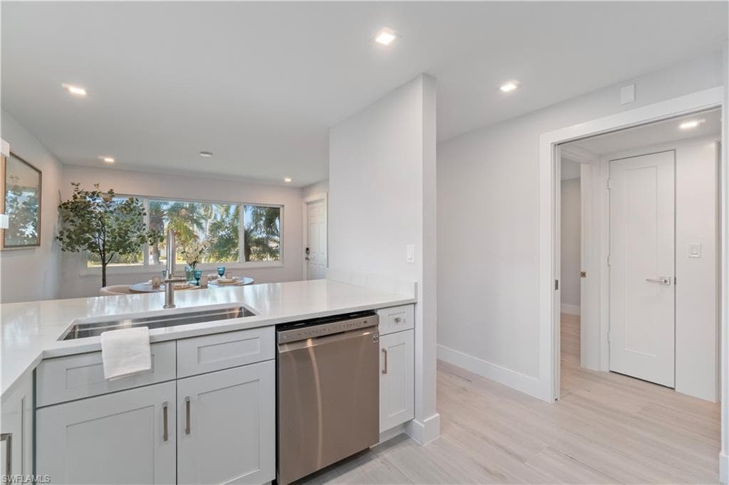 25870 Hickory BLVD # 207, BONITA SPRINGS FL 34134-7