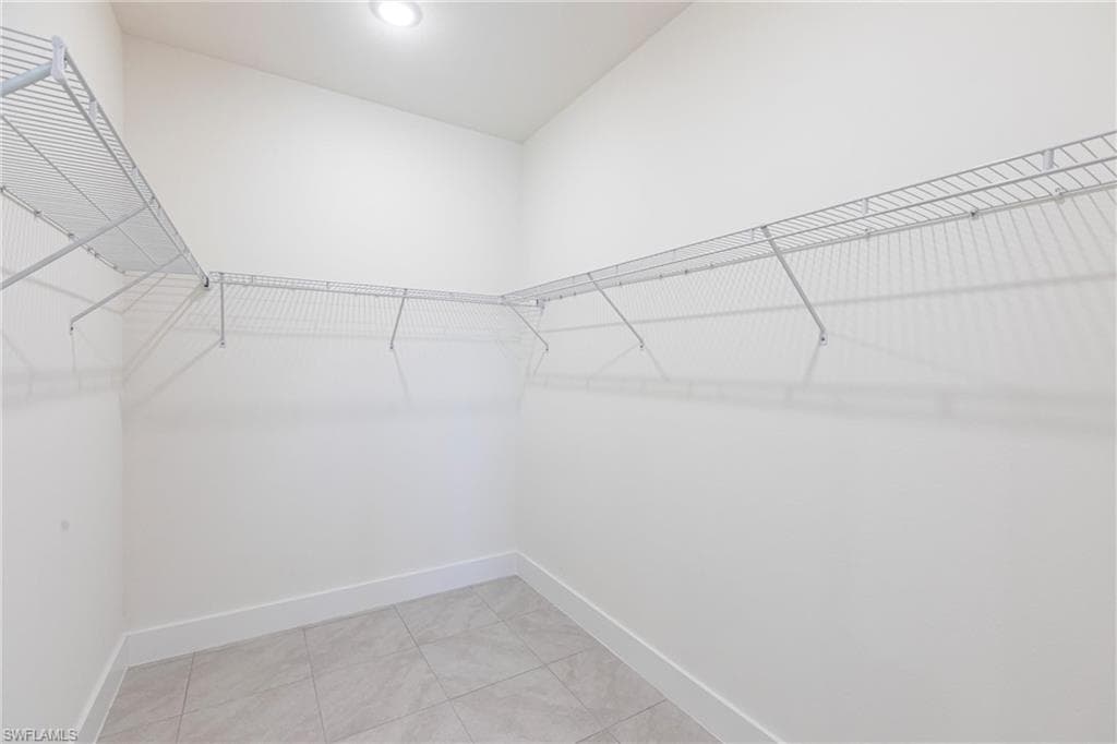 6141 Arbor AVE, FORT MYERS FL 33905-27