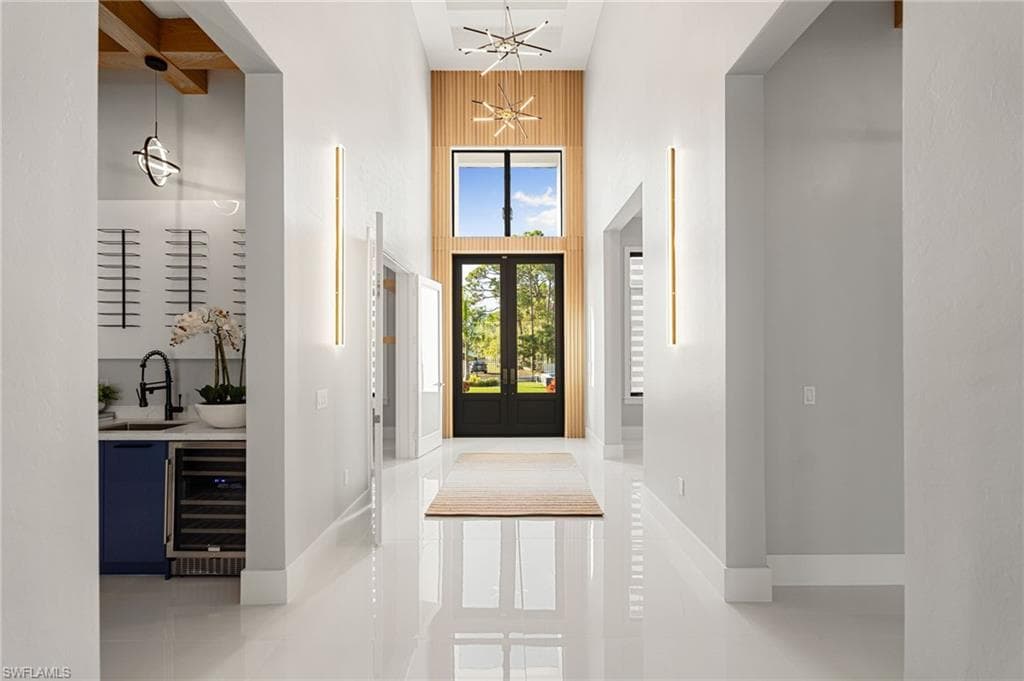 10 Caribbean RD, NAPLES FL 34108-35