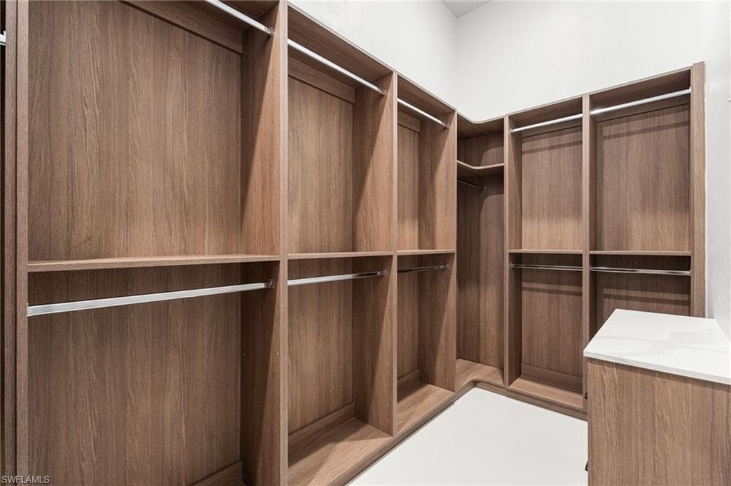 10 Caribbean RD, NAPLES FL 34108-27