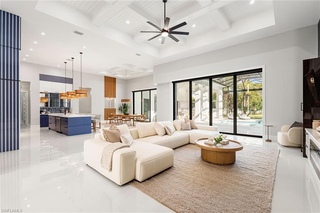 10 Caribbean RD, NAPLES FL 34108-4