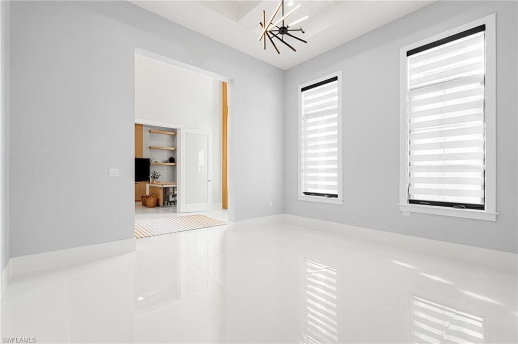 10 Caribbean RD, NAPLES FL 34108-32