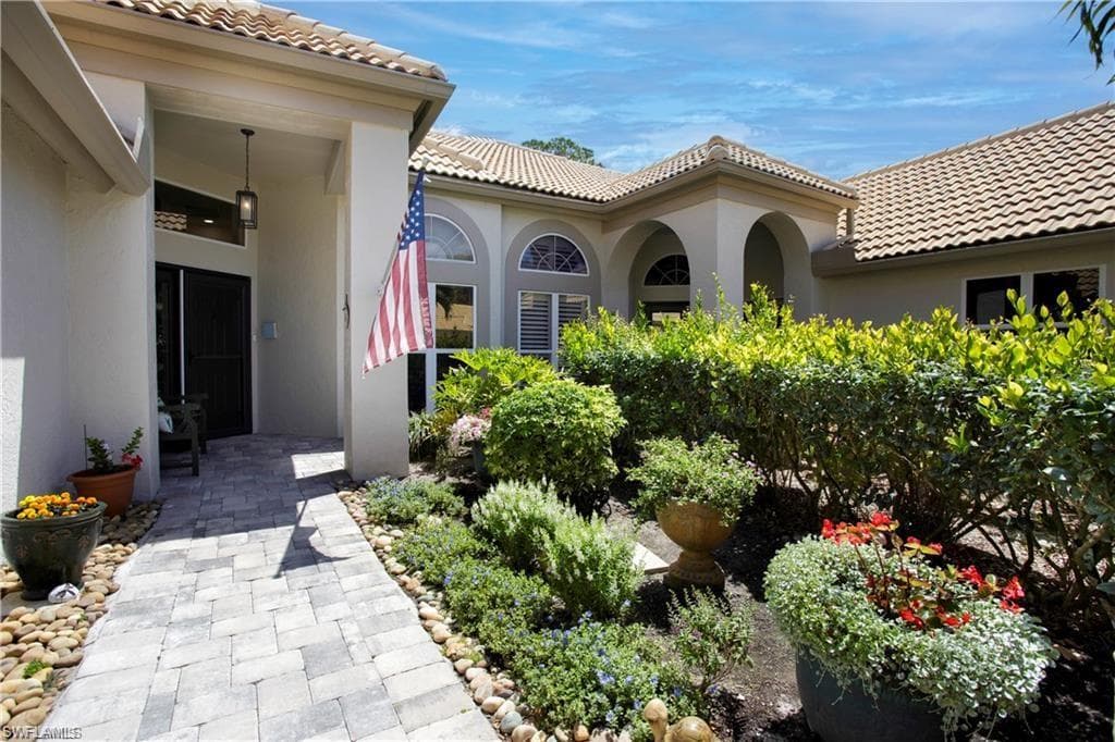 15210 Majorca Bay DR # 15, NAPLES FL 34110-2