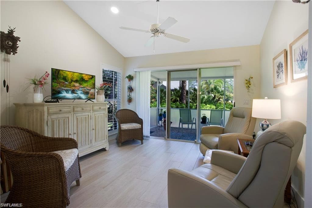 15210 Majorca Bay DR # 15, NAPLES FL 34110-13
