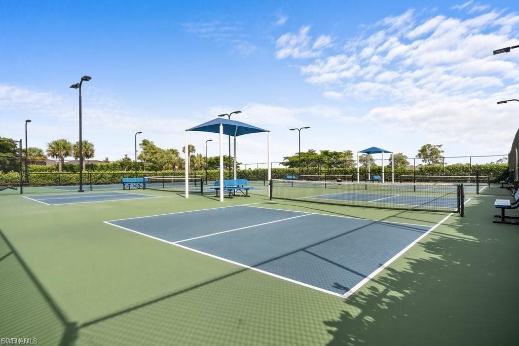 3164 Estancia LN, CAPE CORAL FL 33909-31