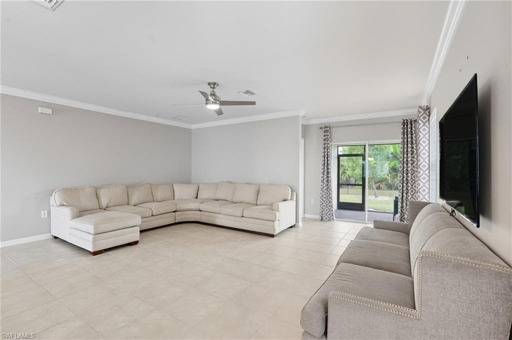 3164 Estancia LN, CAPE CORAL FL 33909-8