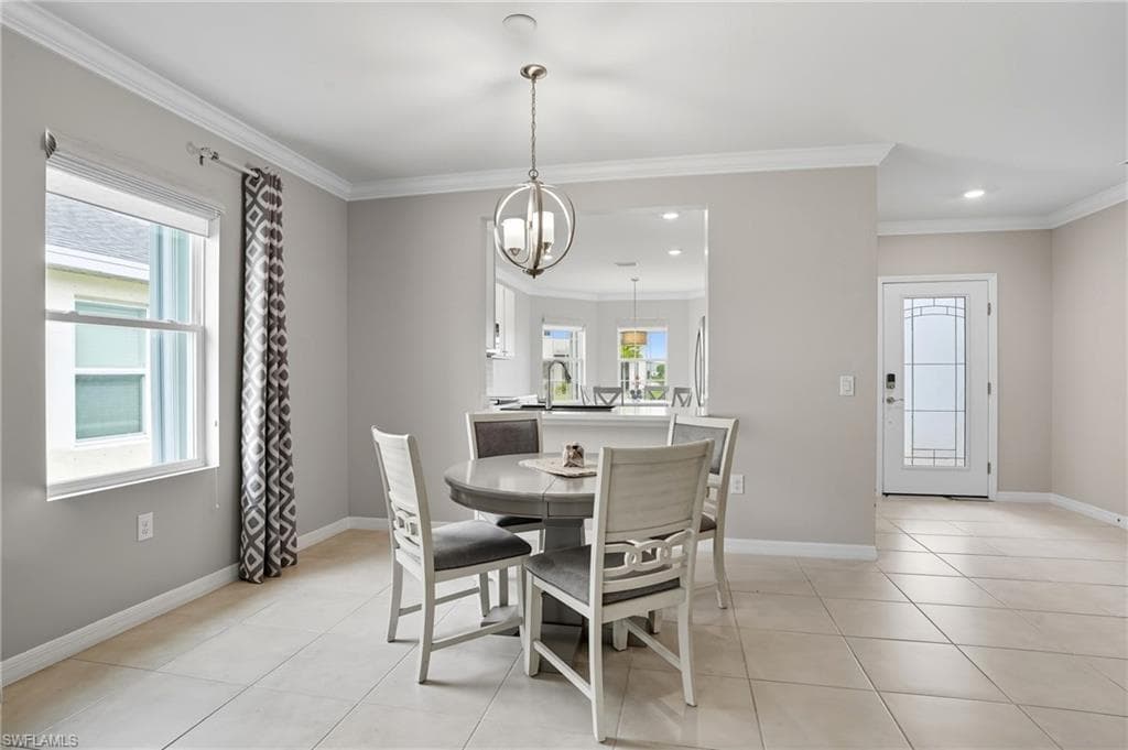 3164 Estancia LN, CAPE CORAL FL 33909-10