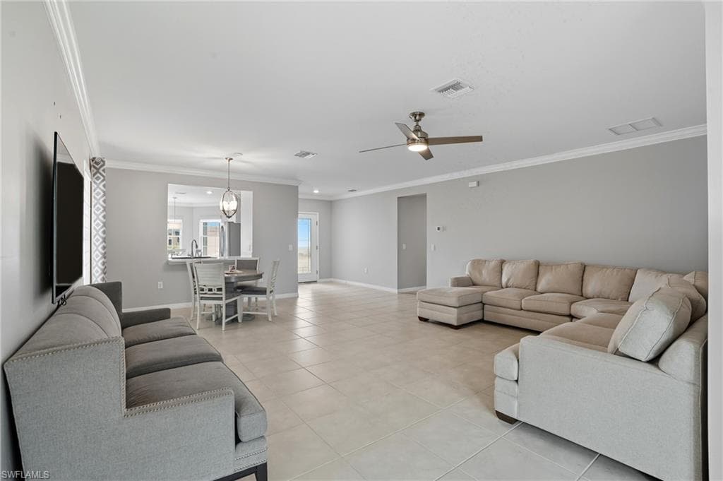 3164 Estancia LN, CAPE CORAL FL 33909-7