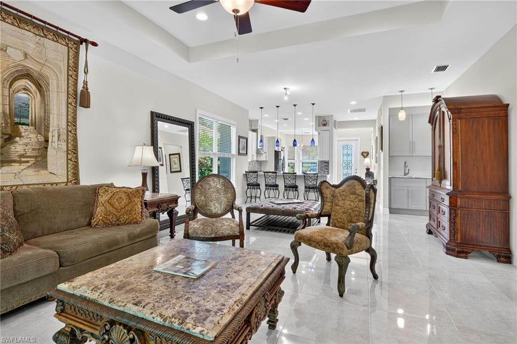 2769 Linda DR, NAPLES FL 34112-6