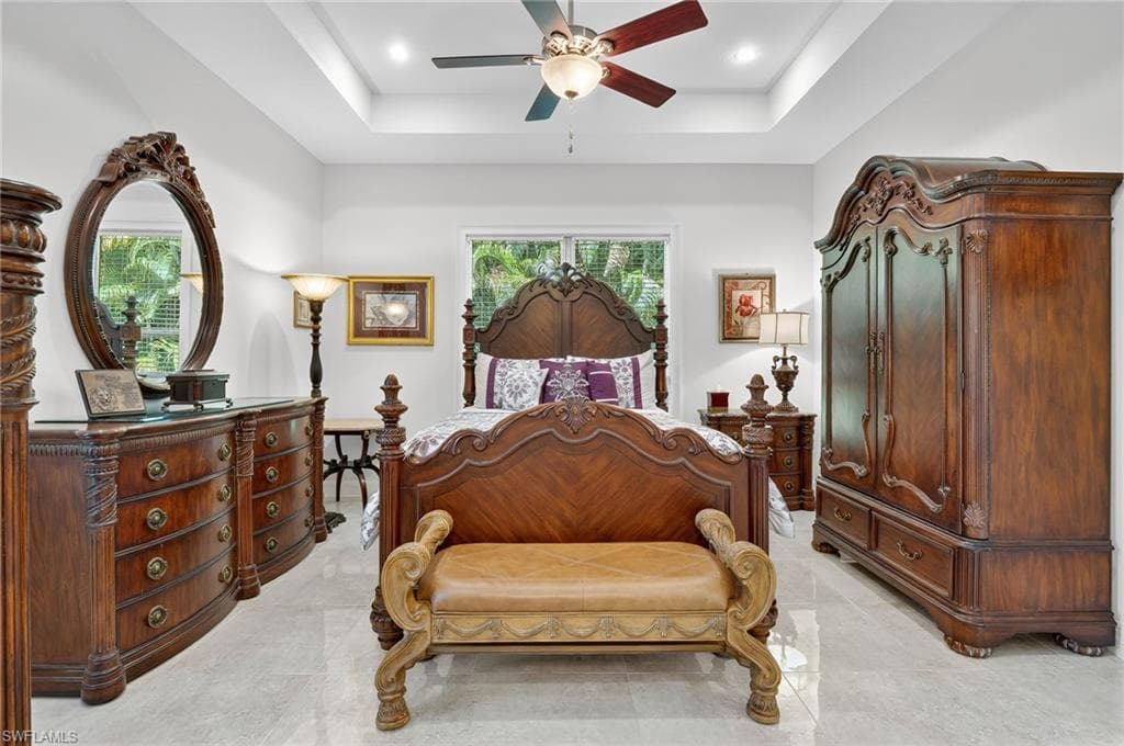 2769 Linda DR, NAPLES FL 34112-20