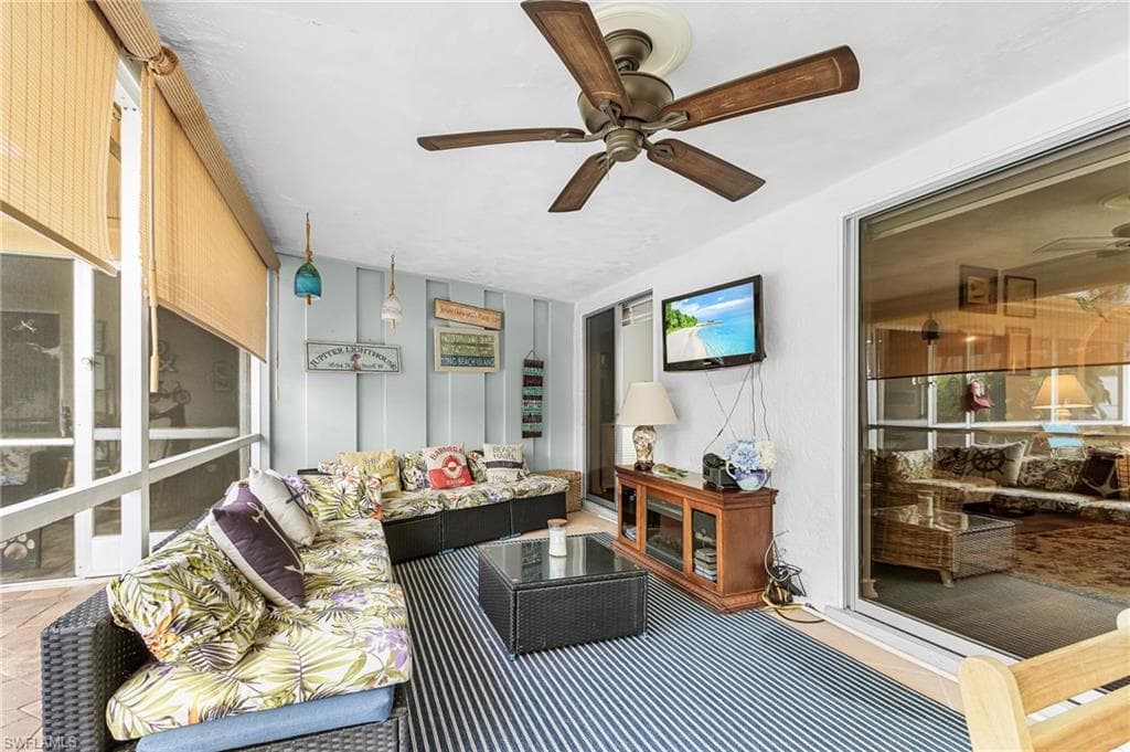 3605 Country Club BLVD # 3, CAPE CORAL FL 33904-31
