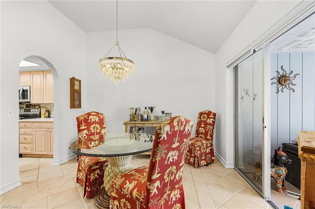 3605 Country Club BLVD # 3, CAPE CORAL FL 33904-10