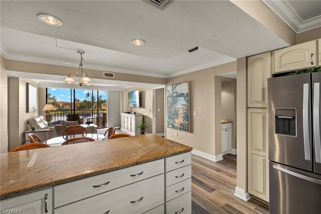 4200 Steamboat BEND # 303, FORT MYERS FL 33919-4