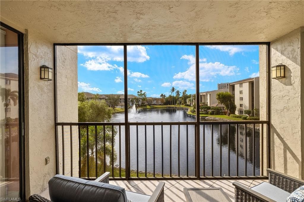 4200 Steamboat BEND # 303, FORT MYERS FL 33919-9