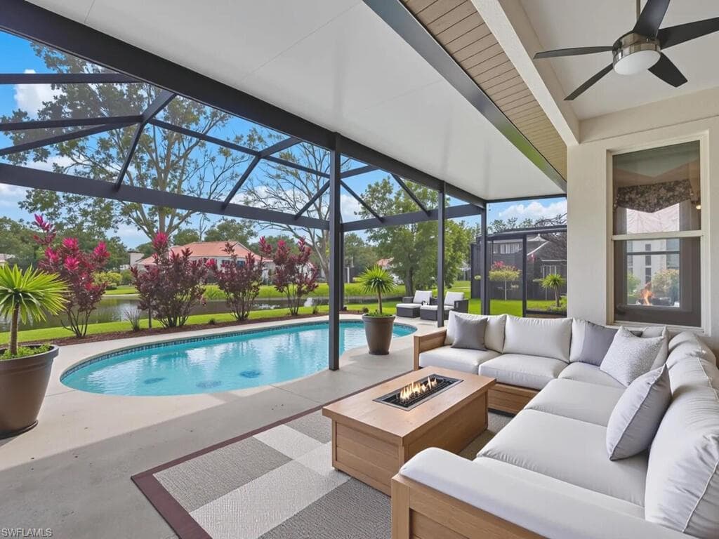 11771 Pinewood Lakes DR, FORT MYERS FL 33913-1