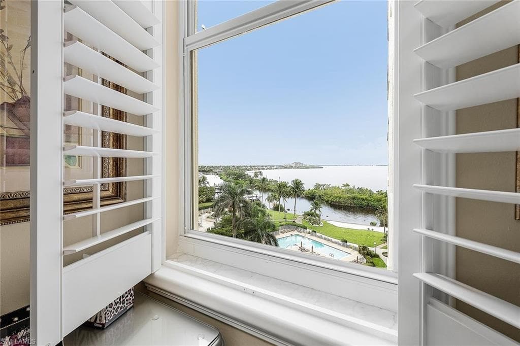 14250 Royal Harbour CT 817-26